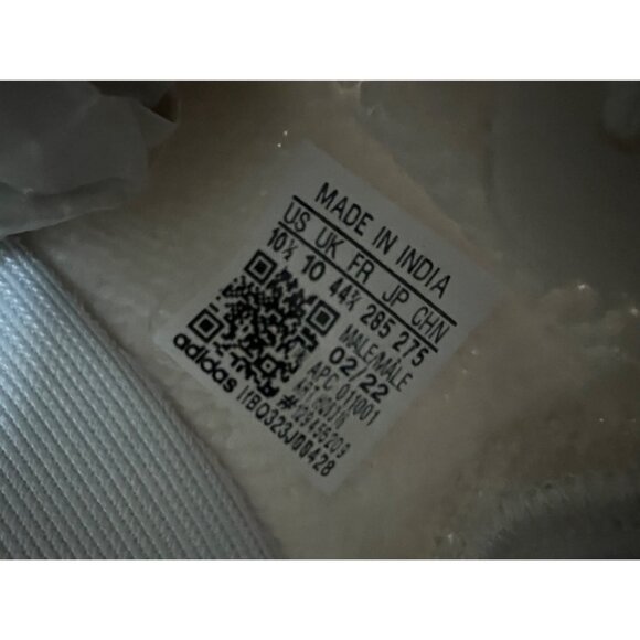 Adidas Yeezy Boost 350 V2 Bone Size 10.5- HQ6316 - Picture 7 of 9